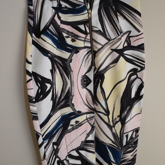 H&M Floral Skirt - Picture 2 of 2